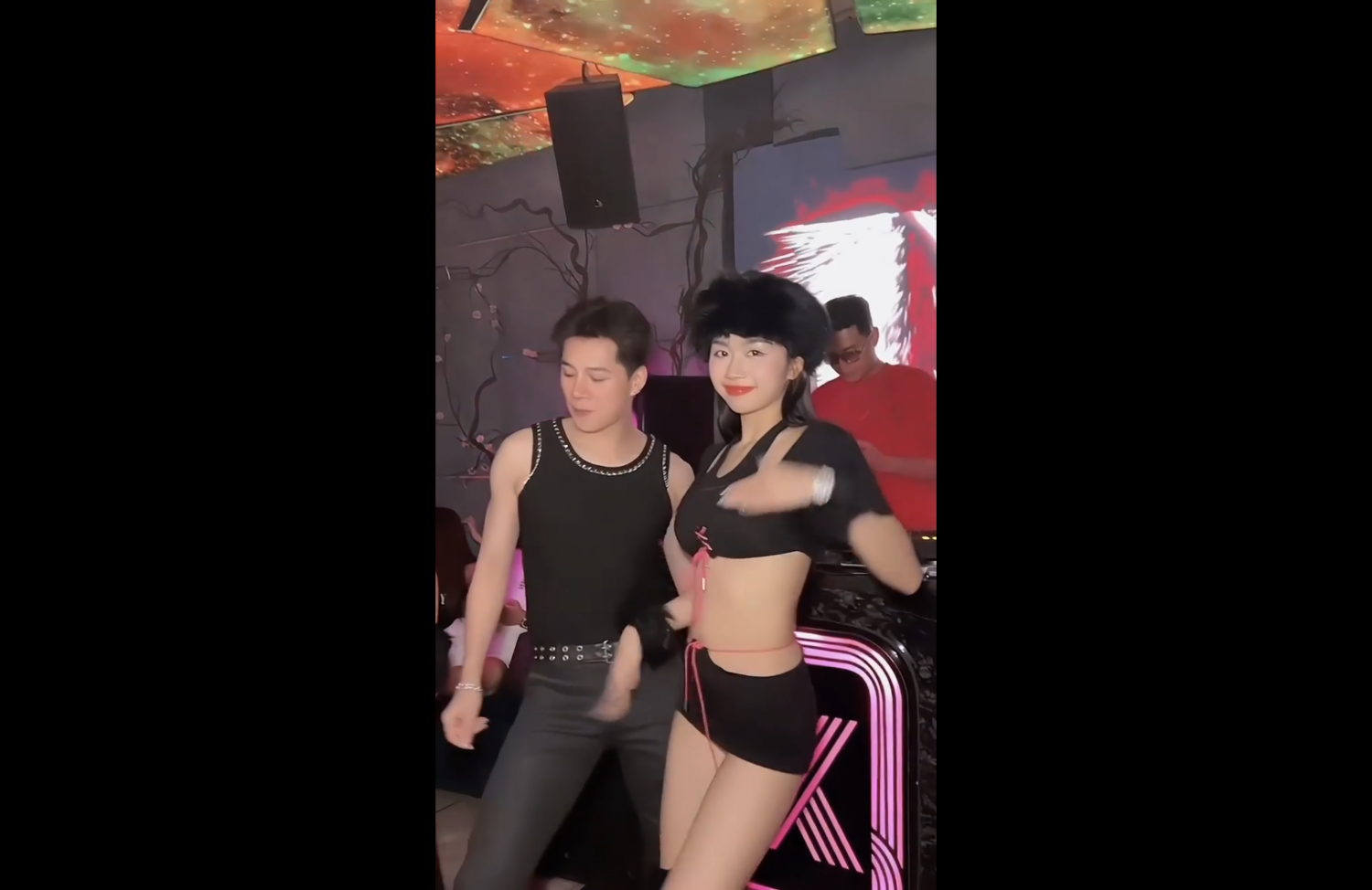 Asia Clubbing Twerking Dancers 💃 Part 5 #ft1Ce9lX