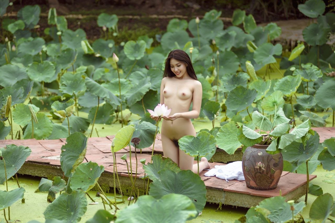 Sexy Vietnamese nude model #PdLQSLYv