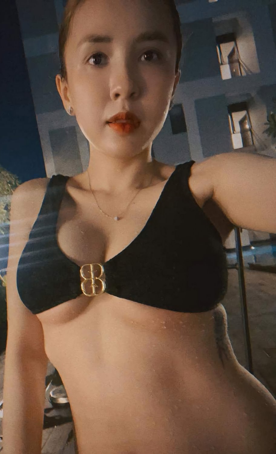 Asian Vietnam Girl Tattoo Selfie - DJ Kiều Max #aj03NRBp