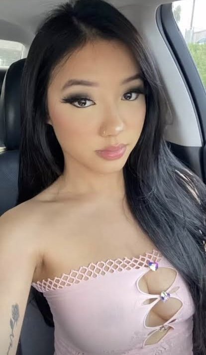 Viet Baddie Is A Naughty Slut Over Snapchat DMs #rhRzyr6s